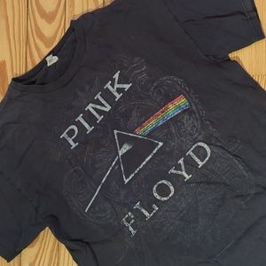 Pink Floyd shirt